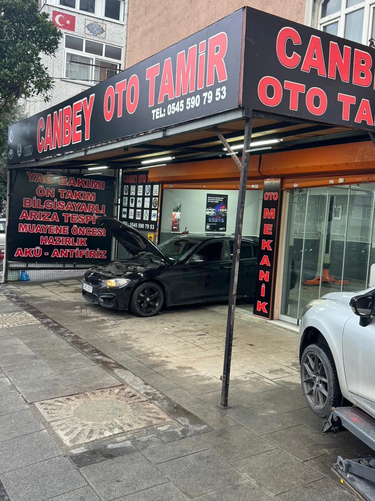 Canbey Oto Tamir atölyesi